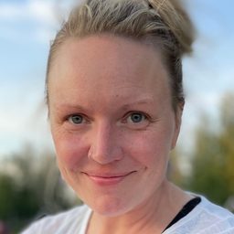 Nuppu Koivu 飾演 Liisa