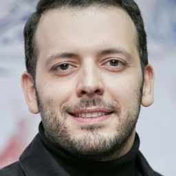 Pedram Sharifi 飾演 Pedram