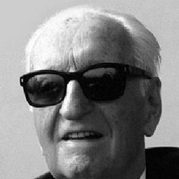 Enzo Ferrari 飾演 Self (archive footage)