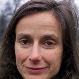 Tracy-Louise Ward - 與陌生人共舞演員 飾演Girl with David Blakely