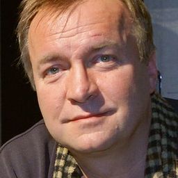 Martin Zahálka 飾演 Výběrčí (voice)