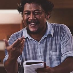 Seteng A. Yuniawan - Aum!演員 飾演Sardi Hartanto/Ardiman Wicaksono