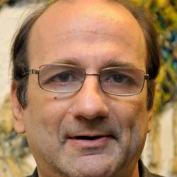 吉爾雷·庫迪尼奧 - 特戰警隊演員 飾演Heraldo