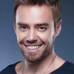 Murat Dalkılıç 飾演 Murat Dalkılıç