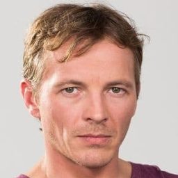 Dieter Brummer 飾演 Rick Davidson