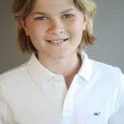 Lanz Duffy - Red One 拯救隊演員 飾演Gene