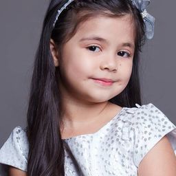 夏·維格 飾演 Aisha