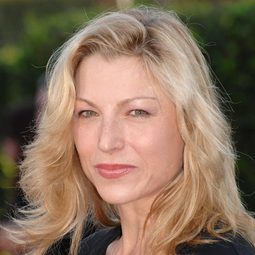 塔特姆·奧尼爾 飾演 Addie Loggins