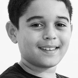 Jason Rennie 飾演 Ringleader Bully