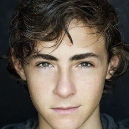 安東·斯塔克曼 飾演 Nate Gardner (voice)