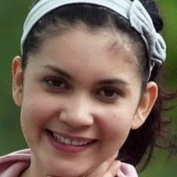 Julia Ziegler - Cicakman 2: Planet Hitam演員 飾演Kindergarten Teacher