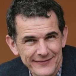 Corso Salani 飾演 Pablo