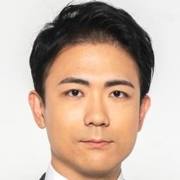 山本 啓之 飾演 (segment "Forever together")