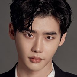 李鐘碩 - R2B：獵鷹行動演員 飾演First Lieutenant Ji Seok-hyun