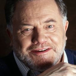 Bernard Fresson - 流徙之歌演員 飾演Friend