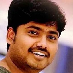 Nellore Sudharshan 飾演 