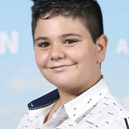 Javier García 飾演 Cristóbal