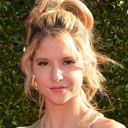 Brittany Underwood 飾演 Natalie