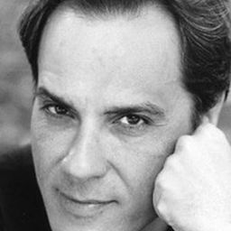 Gianni Garofalo 飾演 Alberto