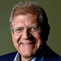 羅拔·湛米基斯 - 回到未來導演