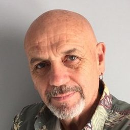 John Banas - 機動堡壘演員 飾演Reuben