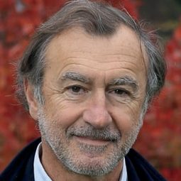 Christophe Malavoy 飾演 Rego Boccara / John B. Cutton