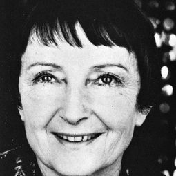 Maria Los - Languidi baci... perfide carezze演員 飾演Elettra