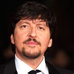 瑞奇·孟菲斯 - The Escort演員 飾演Fabio Muzzi