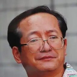 常藍天 - 小豬佩奇過大年演員 飾演Grandpa