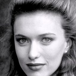 Laetitia Gabrielli - Room Service演員 飾演Marinette