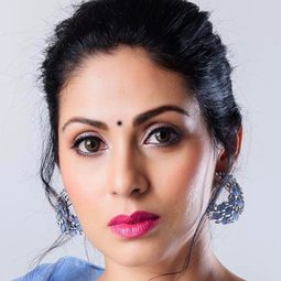 Sadha - Madha Gaja Raja演員 飾演Doctor (Cameo)