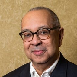 喬治·C·沃福 飾演 Self