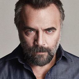 奧岱· 凱萊澤 飾演 Binbaşı