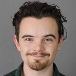 格列佛·麥葛拉斯 - 林肯演員 飾演Tad Lincoln