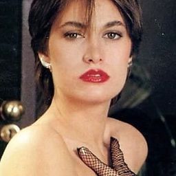 Eva Lyberten 飾演 Brigida