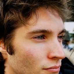 Thomas Lalonde - Roméo et Juliette演員 飾演Roméo Lamontagne