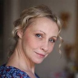 Martine Mongermont - Dr. Petiot演員 飾演Cécile Drezner