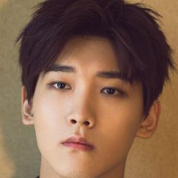 邢昭林 飾演 Tang Xiaobin