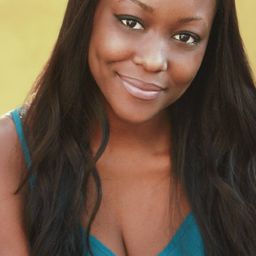 Lauren Arps 飾演 Sanchez