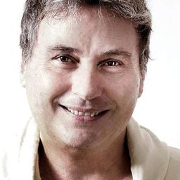 Willy Lemos 飾演 Billy