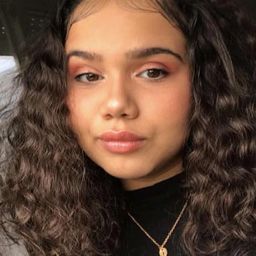 瑪亞·佐屋奇 飾演 Rachel